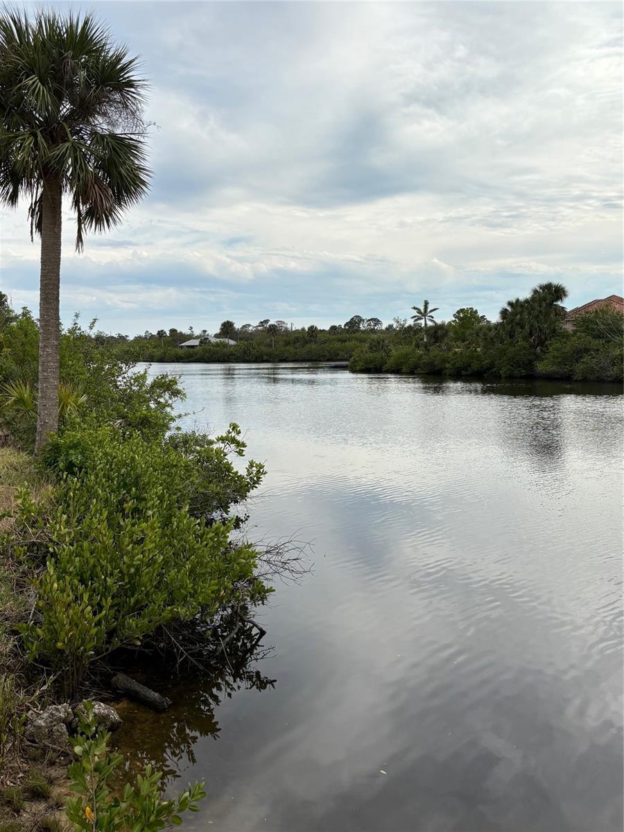 2207 CORNELIUS BLVD, PORT CHARLOTTE, FL, 33953