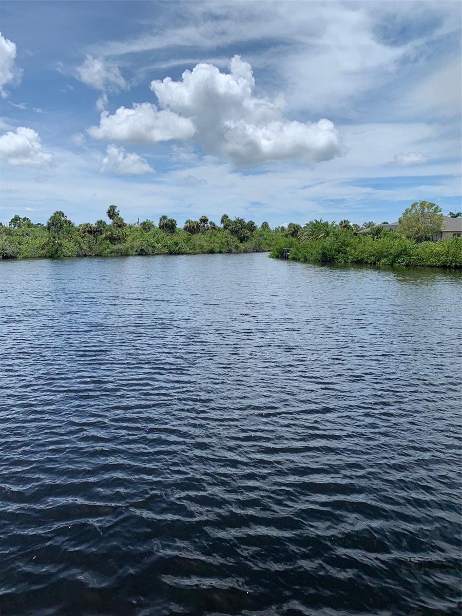 2207 CORNELIUS BLVD, PORT CHARLOTTE, FL, 33953