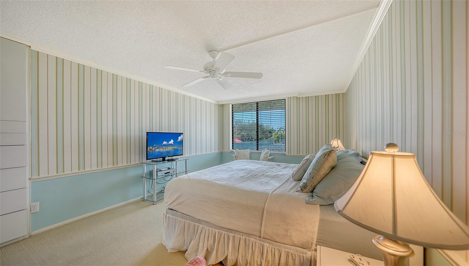 SEAPLACE III, LONGBOAT KEY, FL, 34228