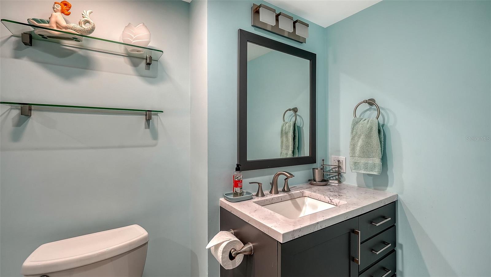 SEAPLACE III, LONGBOAT KEY, FL, 34228