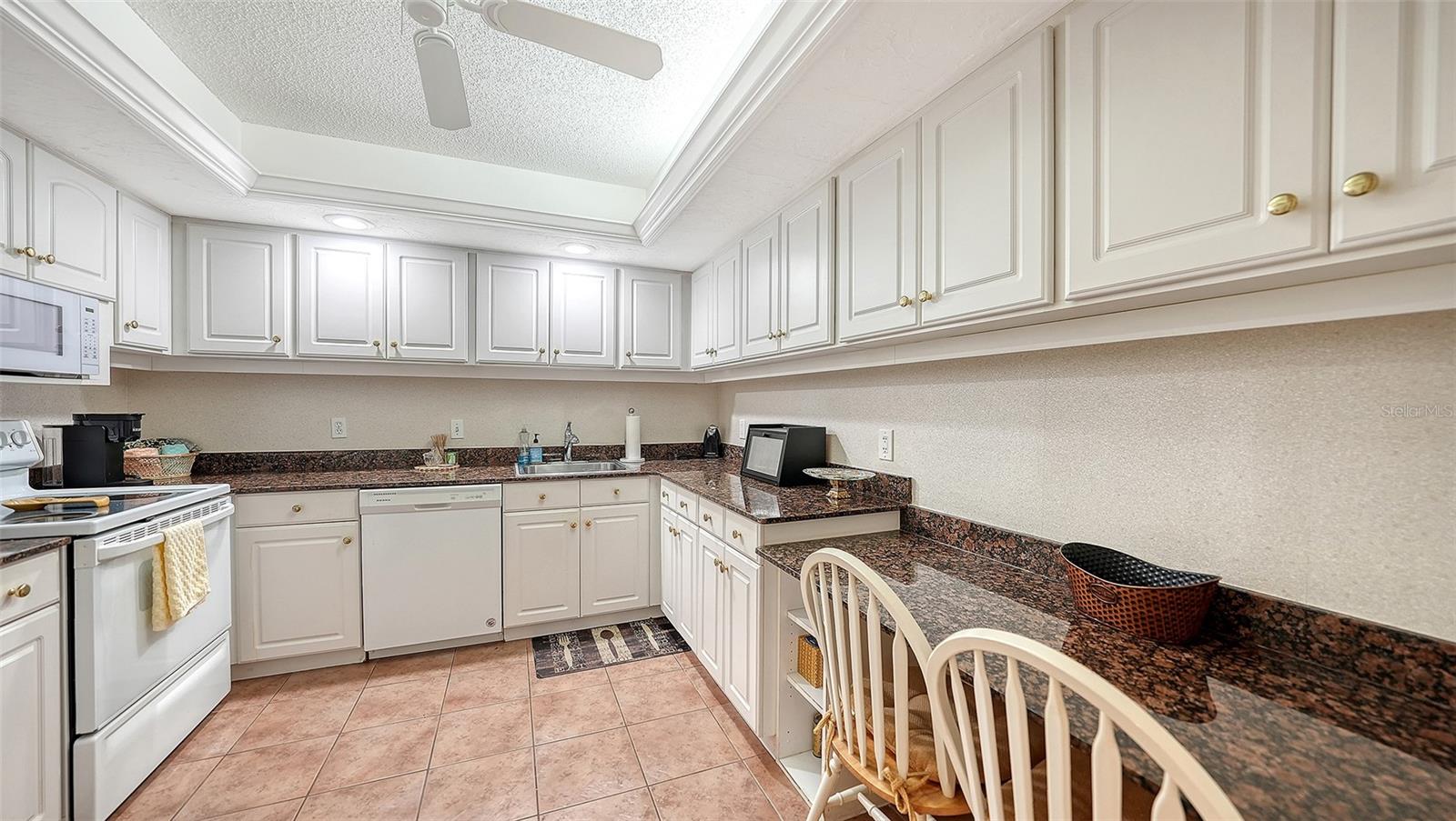 SEAPLACE III, LONGBOAT KEY, FL, 34228
