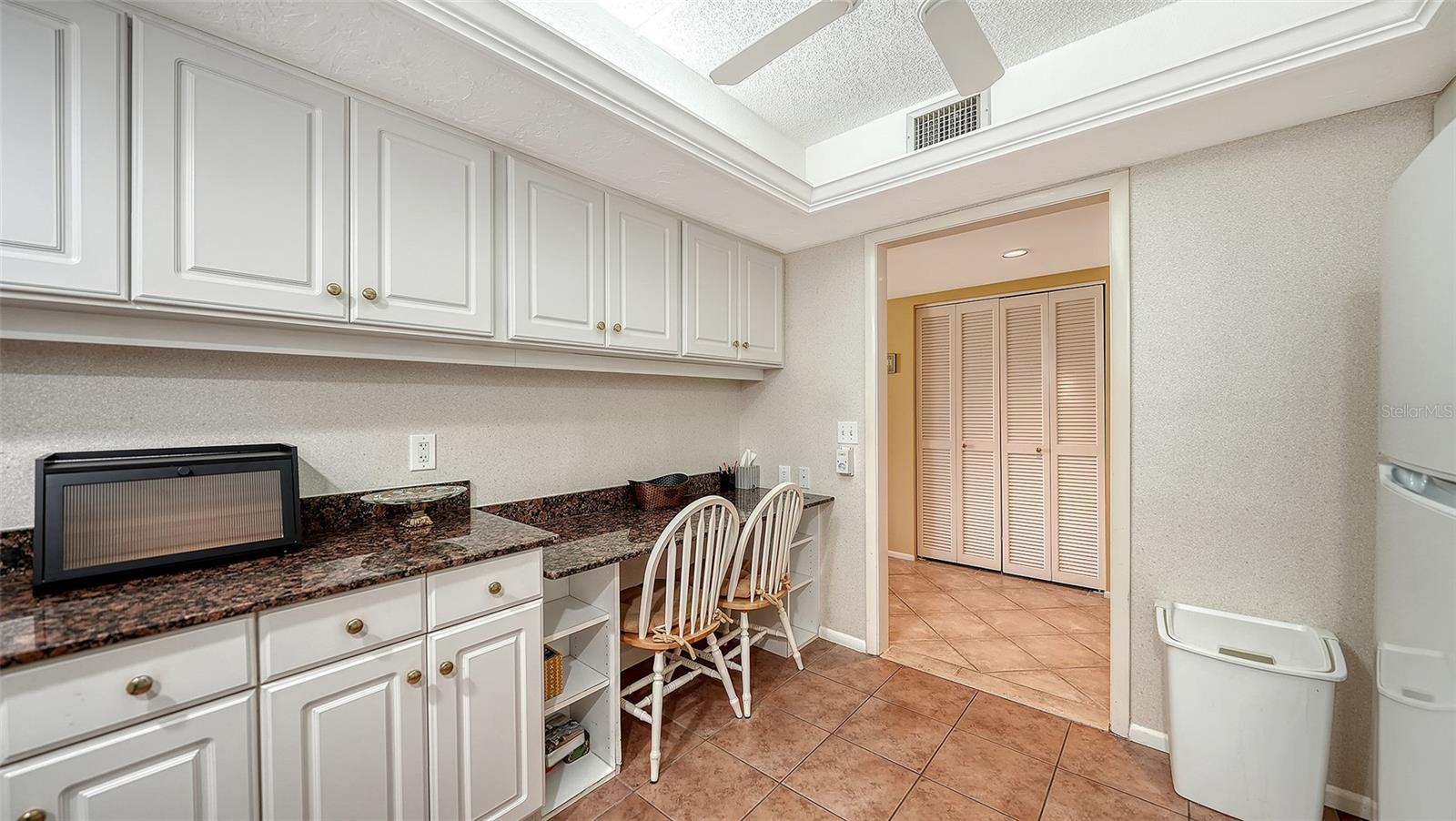 SEAPLACE III, LONGBOAT KEY, FL, 34228