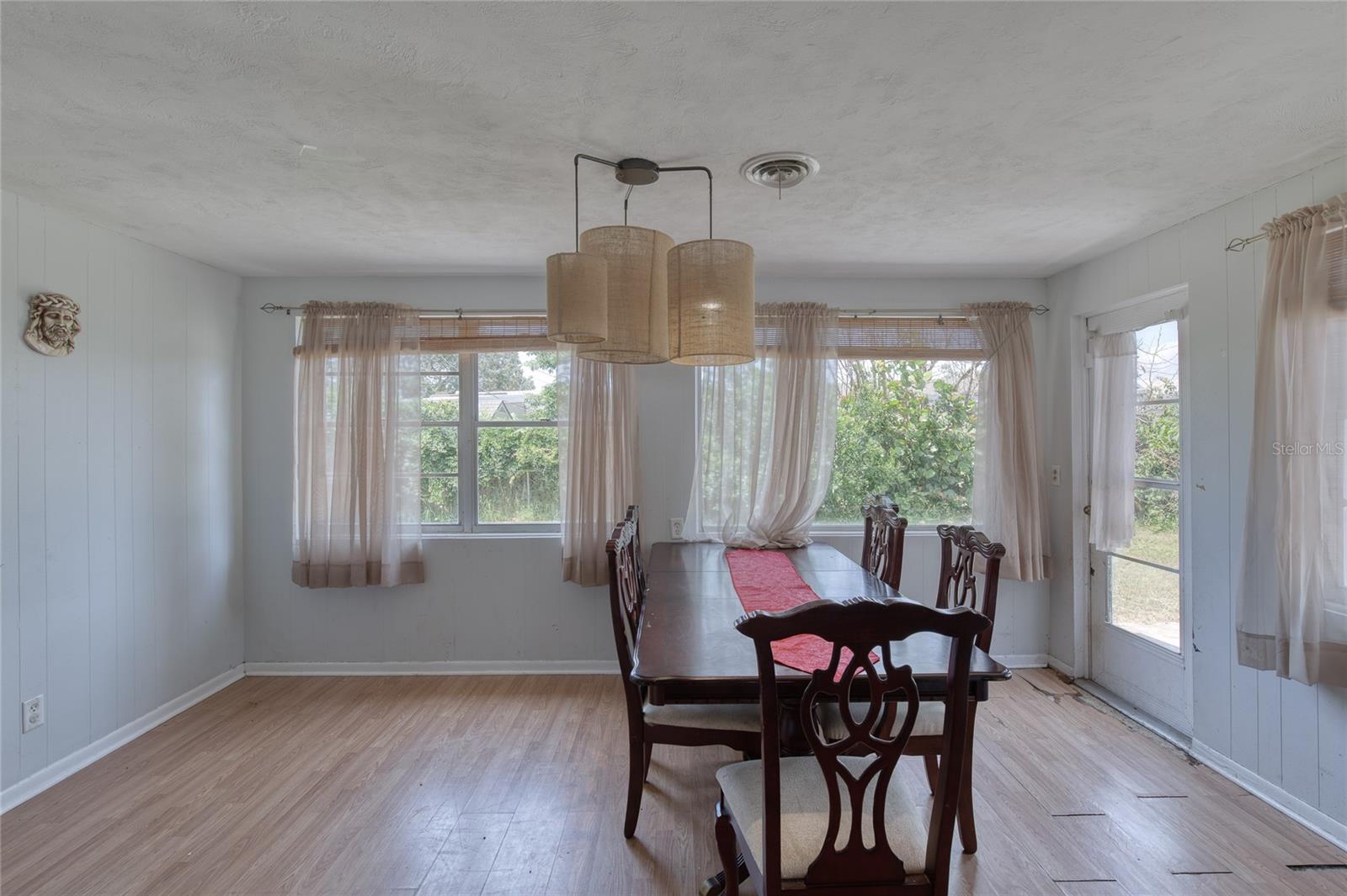 147 LONGWOOD DR, ORMOND BEACH, FL, 32176