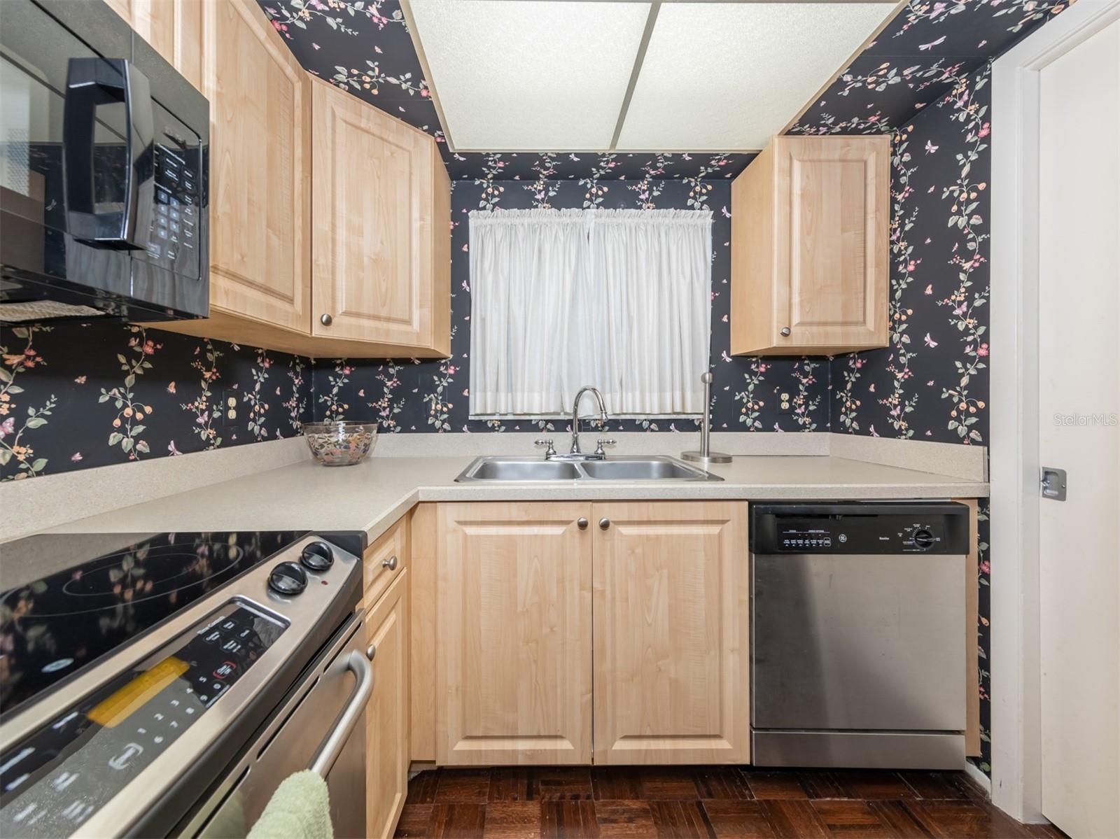 633 ALHAMBRA RD #605, VENICE, FL, 34285