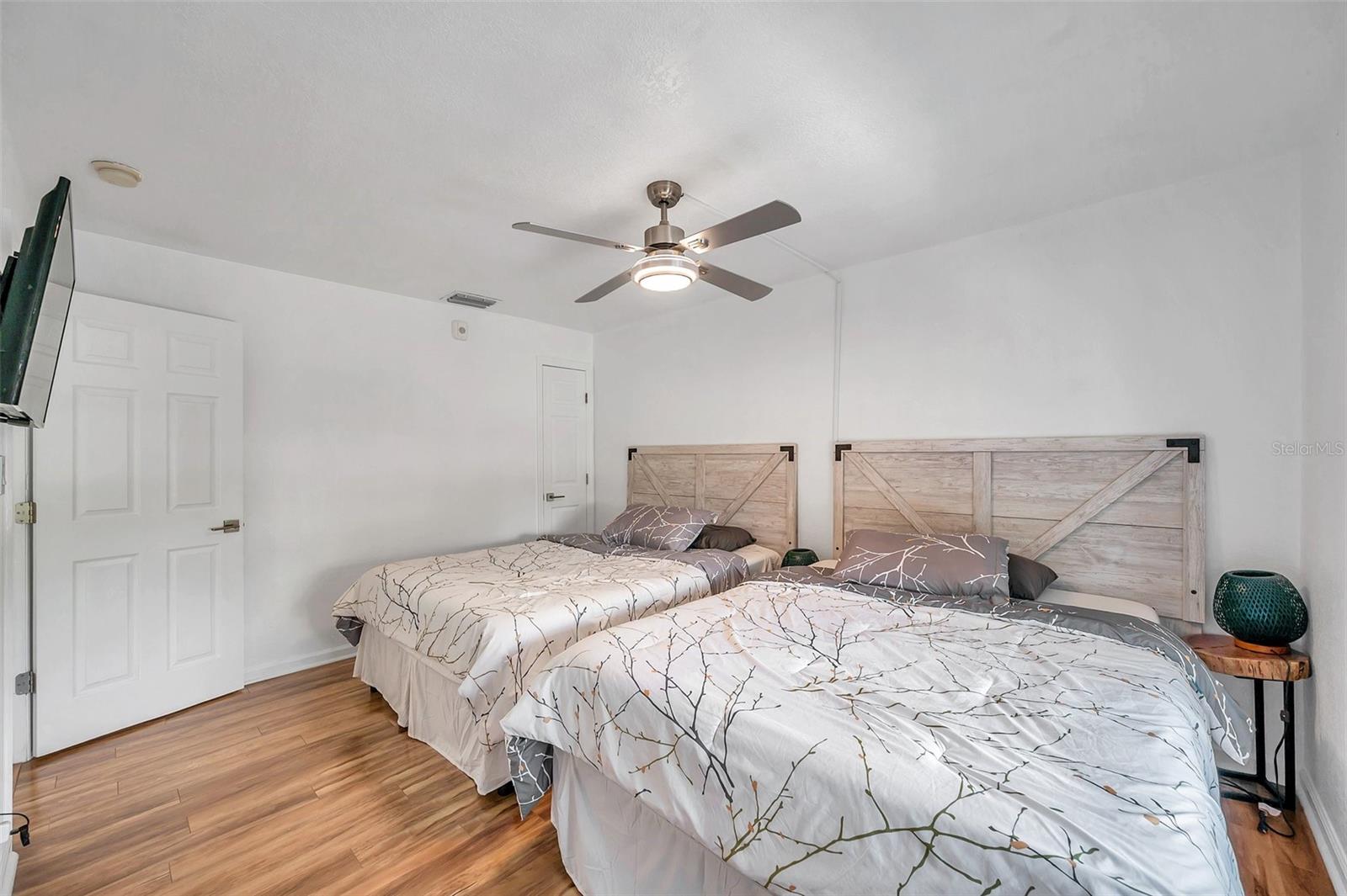 5174 BEACH DR SE #C, ST PETERSBURG, FL, 33705