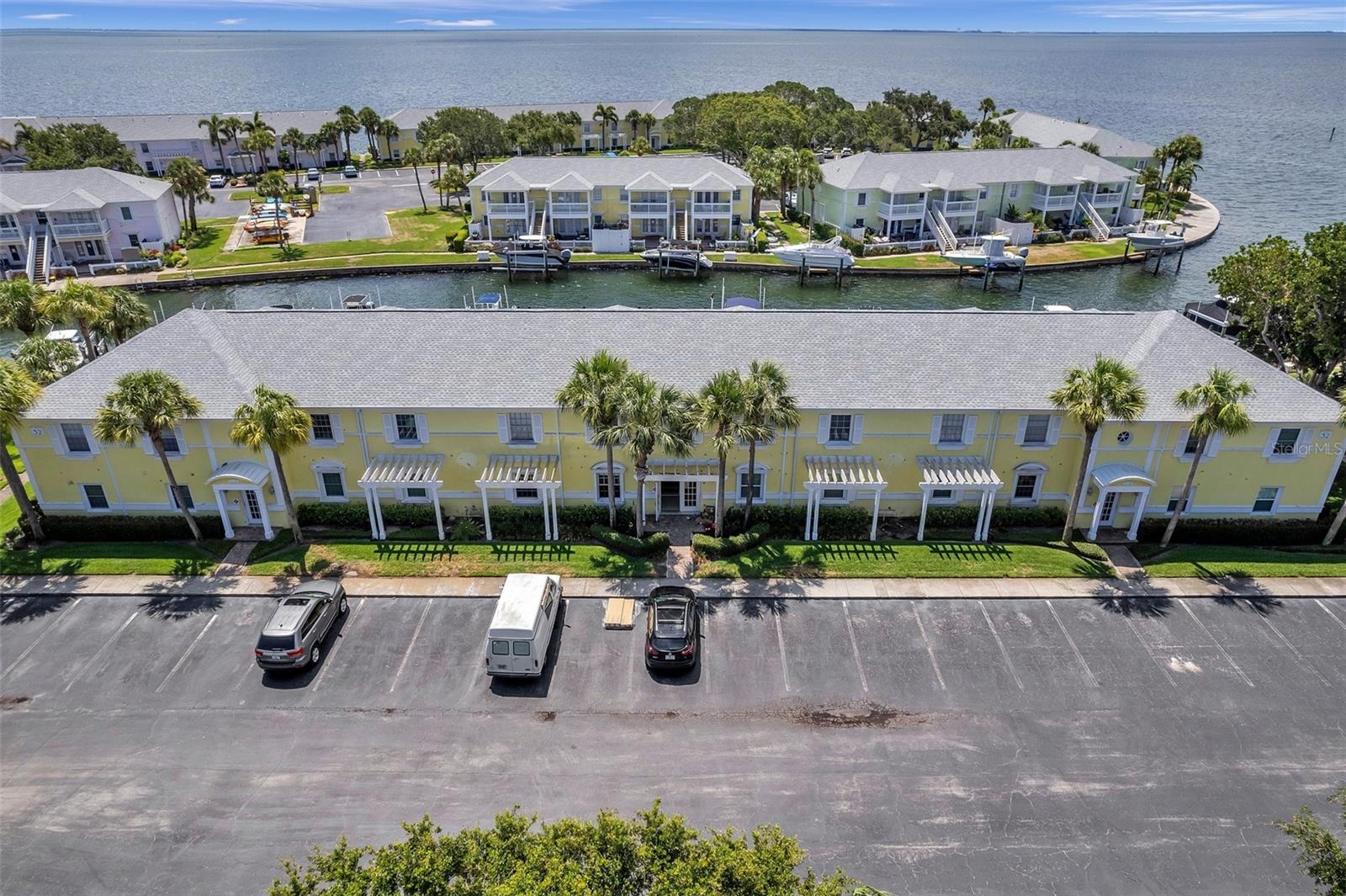 5174 BEACH DR SE #C, ST PETERSBURG, FL, 33705