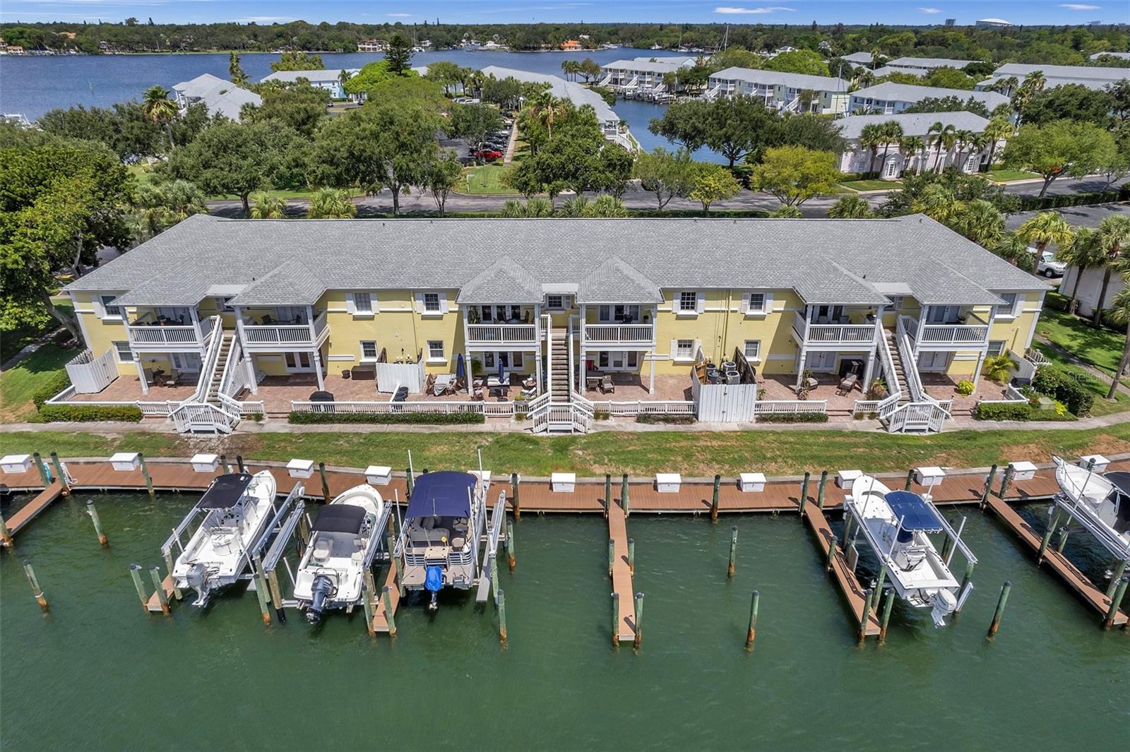 5174 BEACH DR SE #C, ST PETERSBURG, FL, 33705