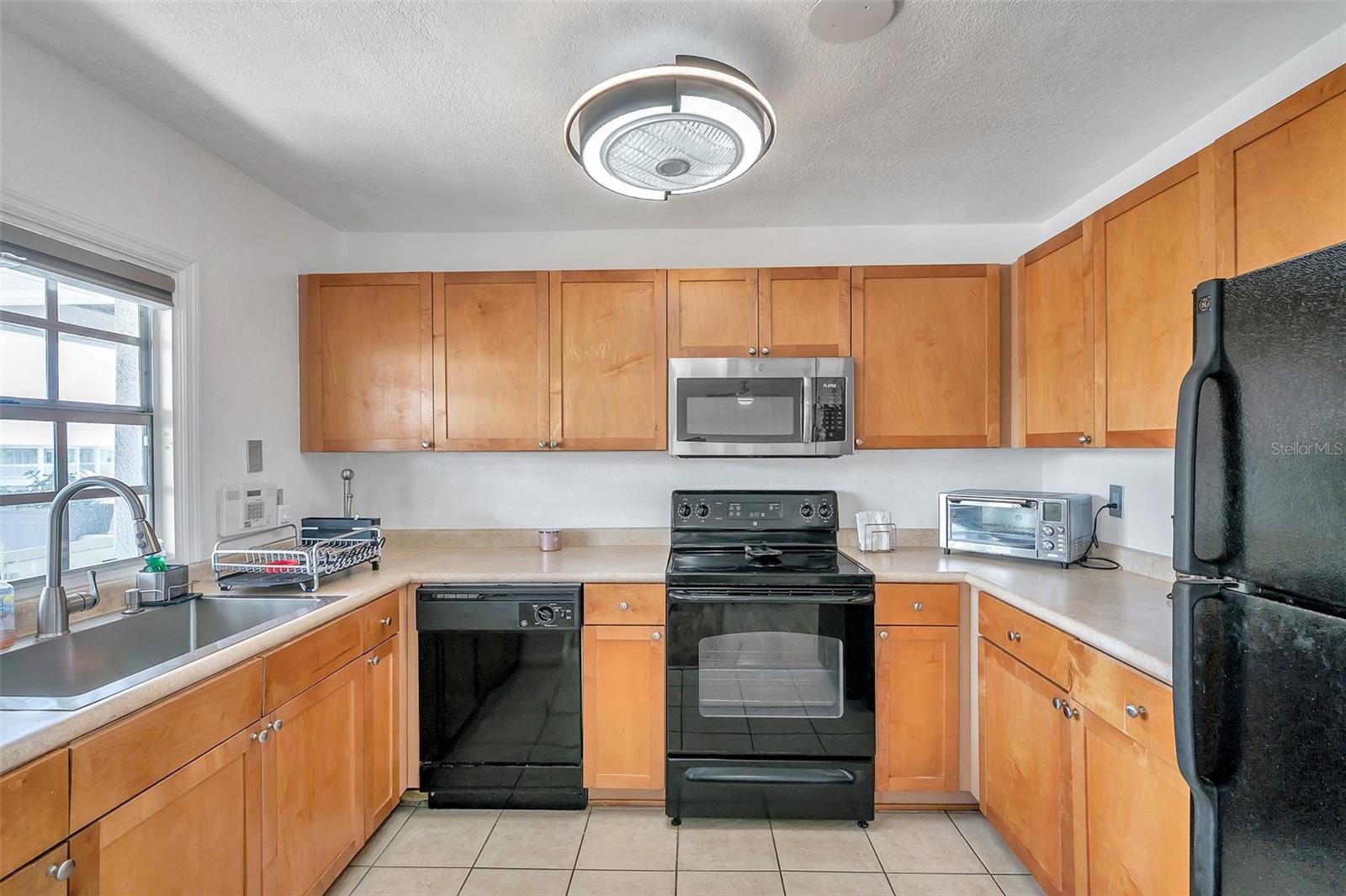 5174 BEACH DR SE #C, ST PETERSBURG, FL, 33705