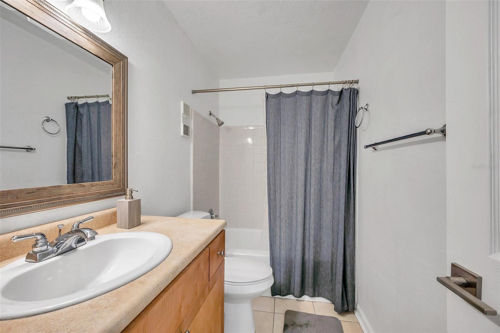 5174 BEACH DR SE #C, ST PETERSBURG, FL, 33705