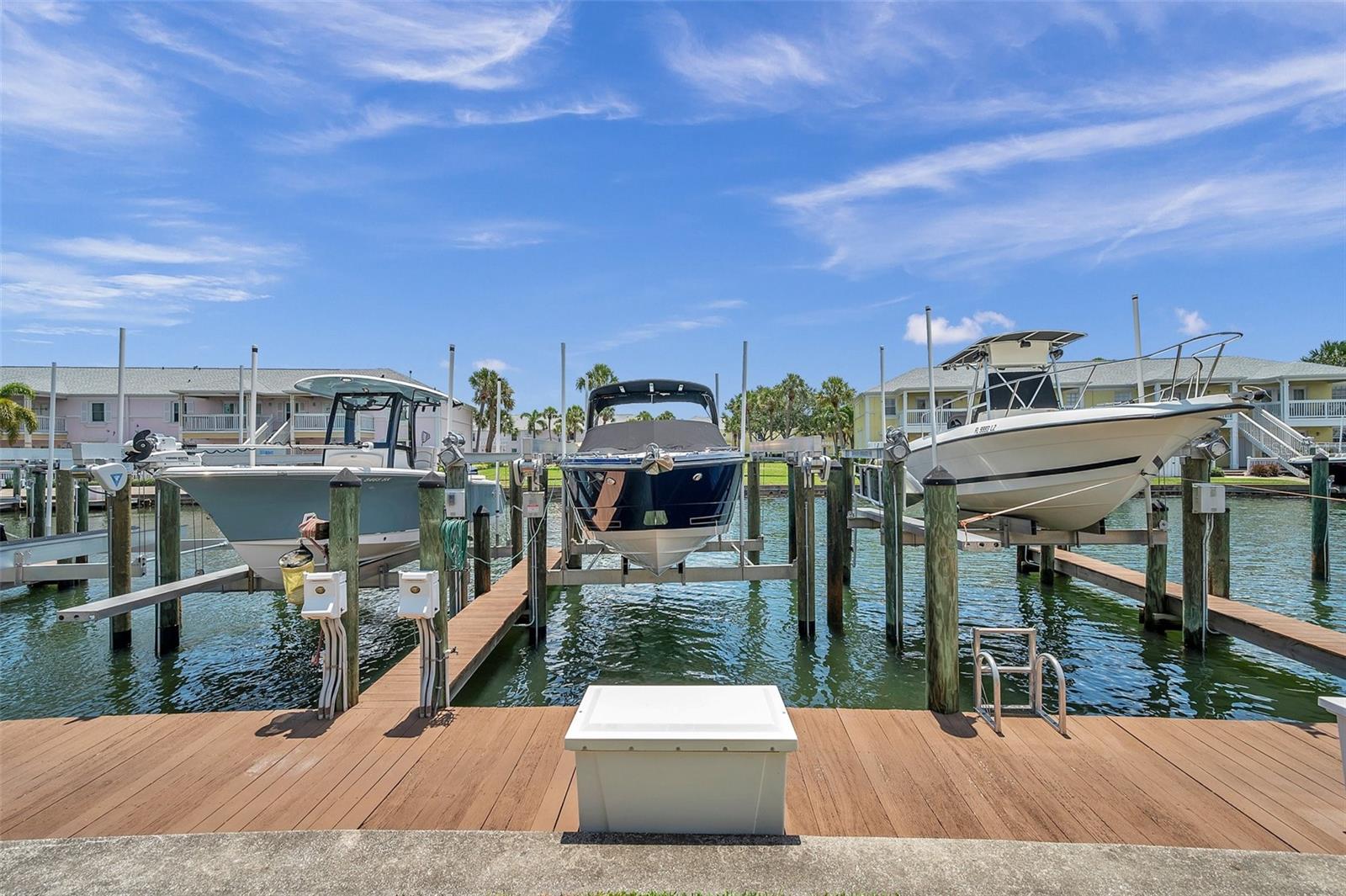 5174 BEACH DR SE #C, ST PETERSBURG, FL, 33705