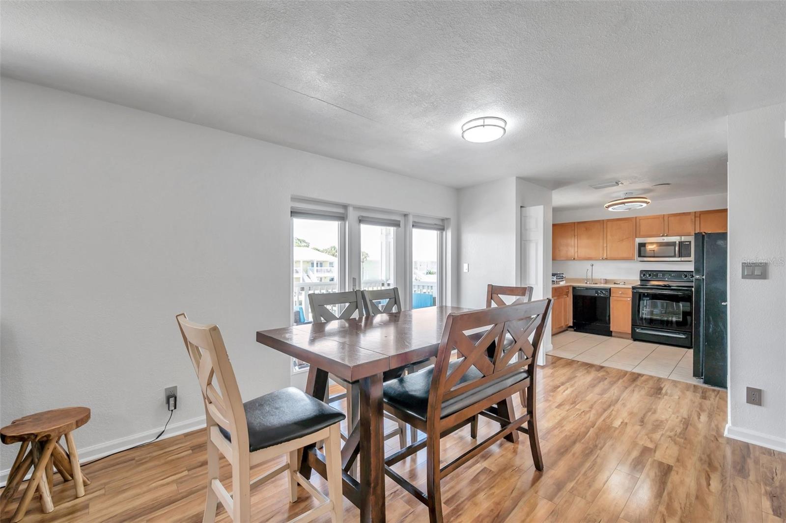 5174 BEACH DR SE #C, ST PETERSBURG, FL, 33705