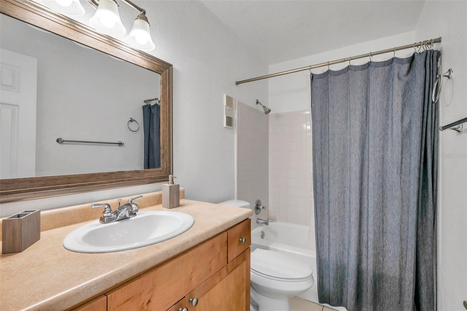 5174 BEACH DR SE #C, ST PETERSBURG, FL, 33705
