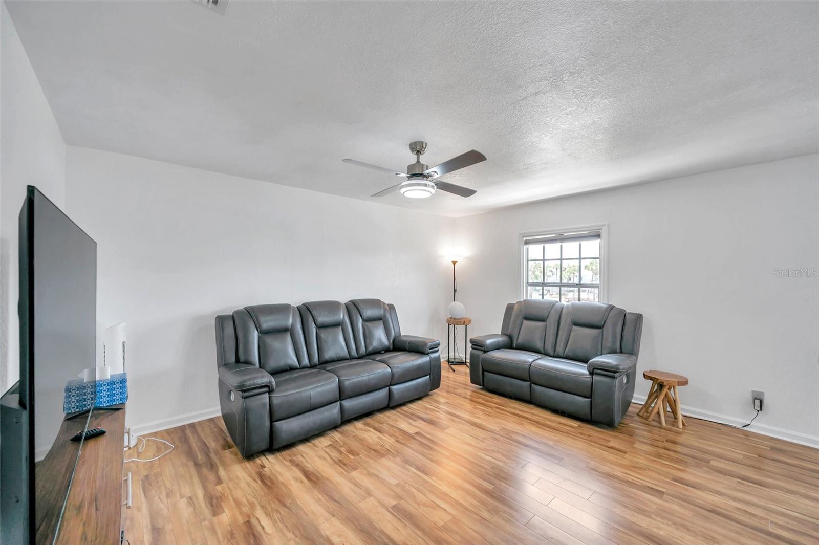 5174 BEACH DR SE #C, ST PETERSBURG, FL, 33705