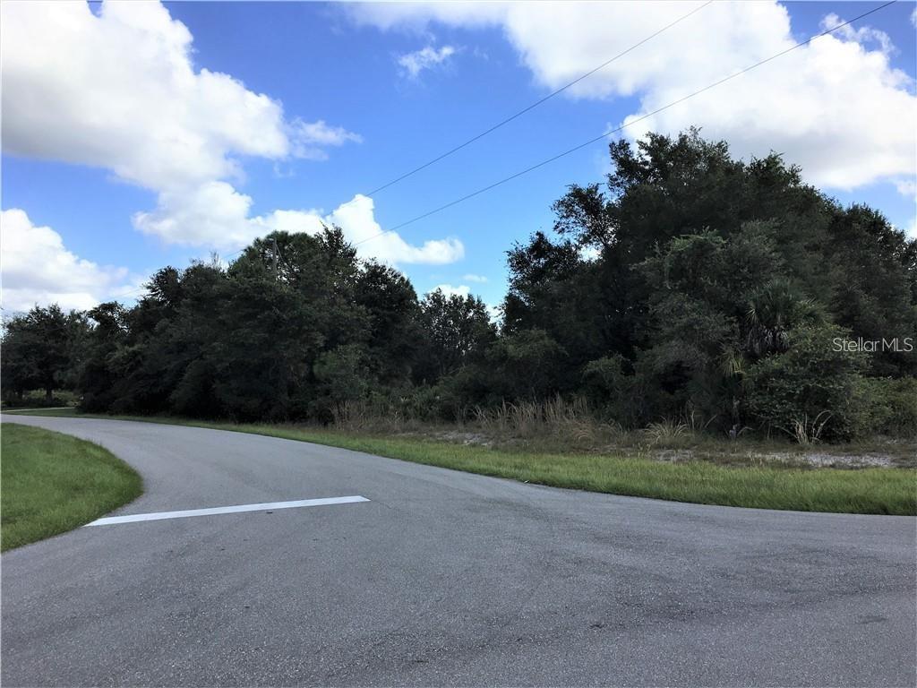 1242 OCEANIC RD, PUNTA GORDA, FL, 33983