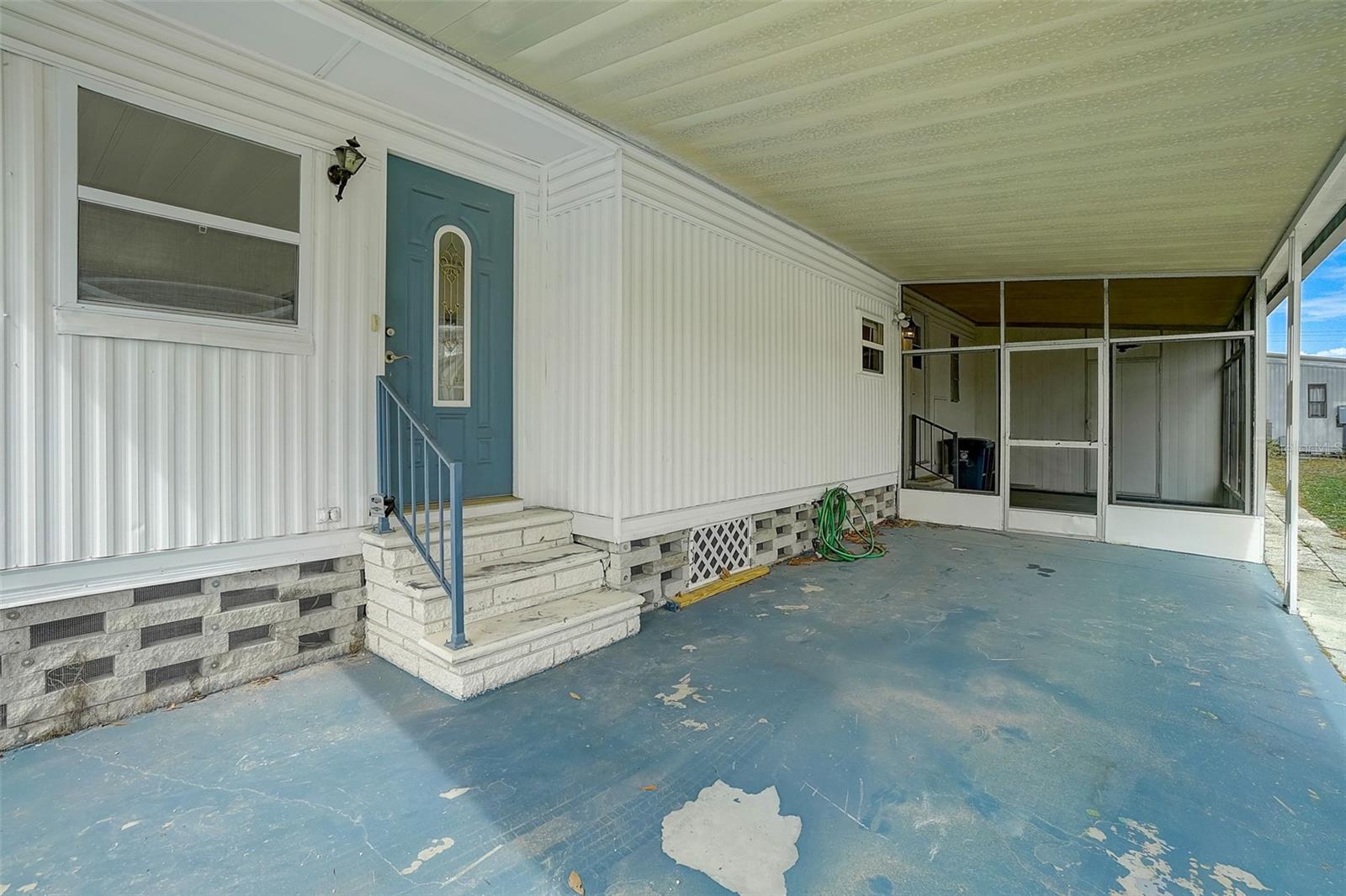 207 DOLPHIN DR N, OLDSMAR, FL, 34677