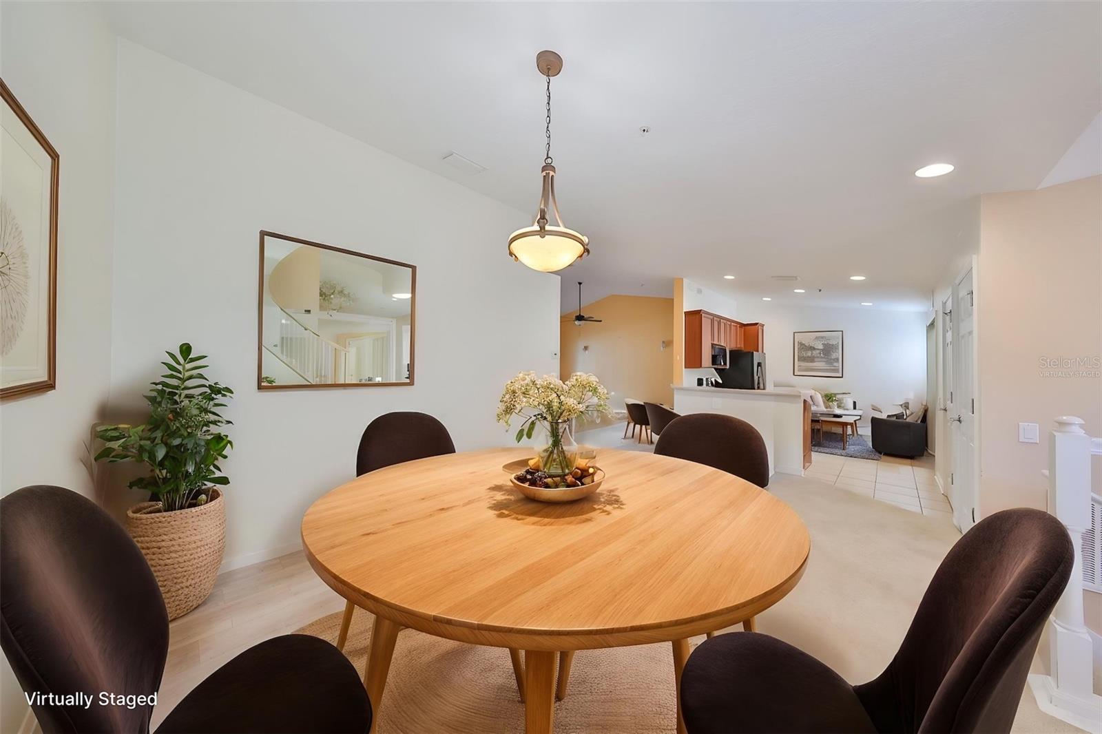 2220 KINGS PALACE DR, RIVERVIEW, FL, 33578