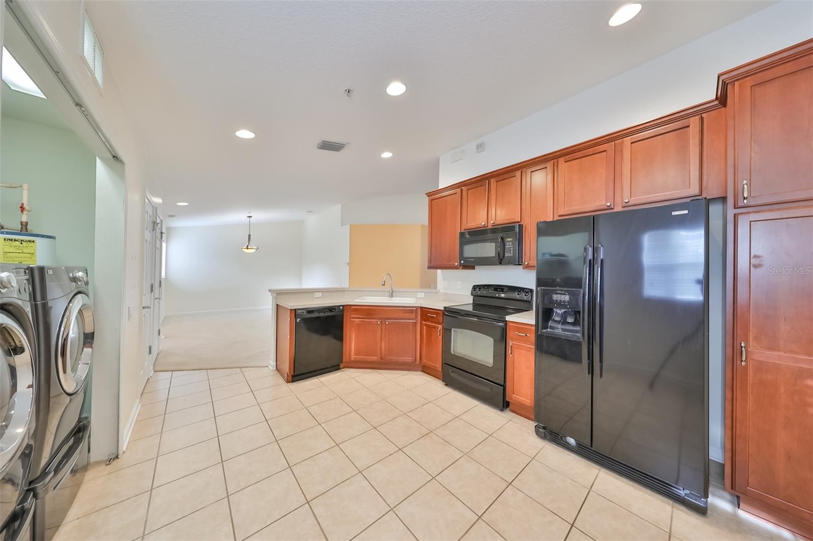 2220 KINGS PALACE DR, RIVERVIEW, FL, 33578