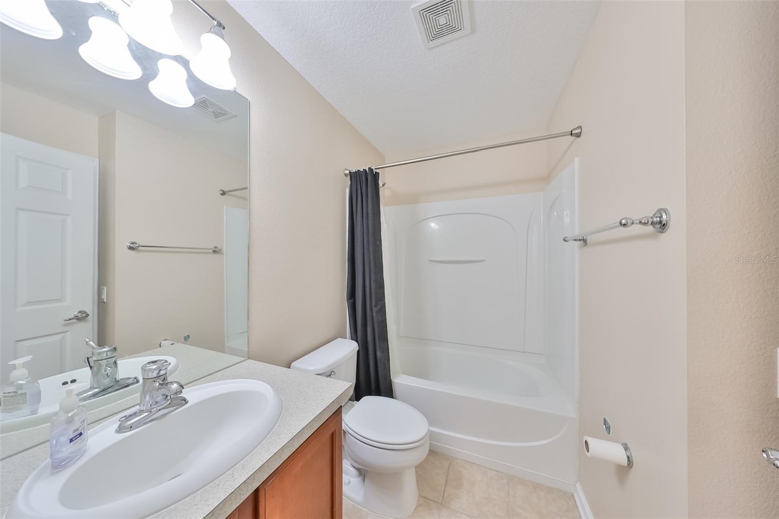 2220 KINGS PALACE DR, RIVERVIEW, FL, 33578