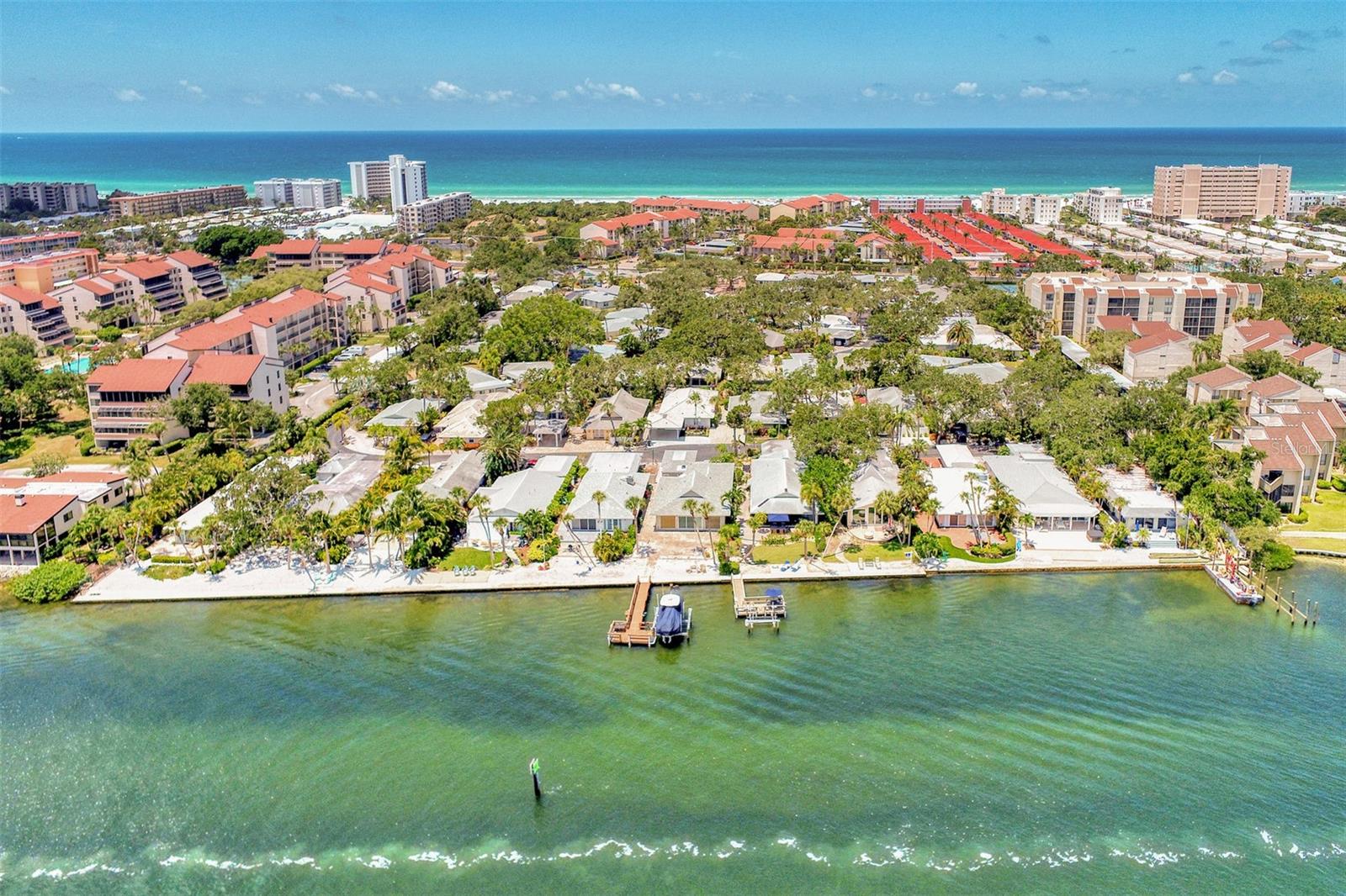 1137 N MOONMIST CT #L-7, SARASOTA, FL, 34242