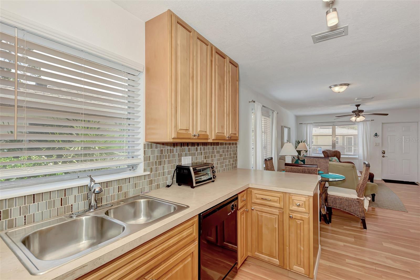 1137 N MOONMIST CT #L-7, SARASOTA, FL, 34242