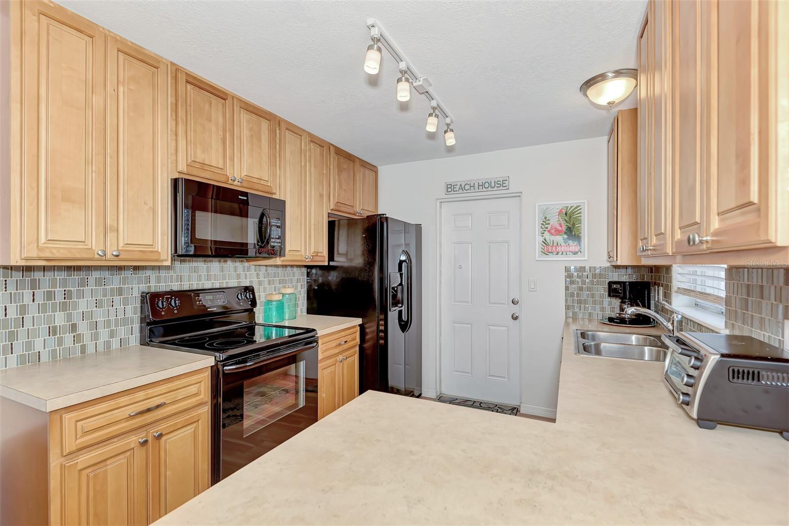 1137 N MOONMIST CT #L-7, SARASOTA, FL, 34242