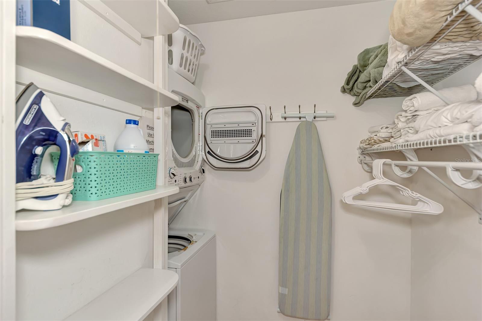 1137 N MOONMIST CT #L-7, SARASOTA, FL, 34242