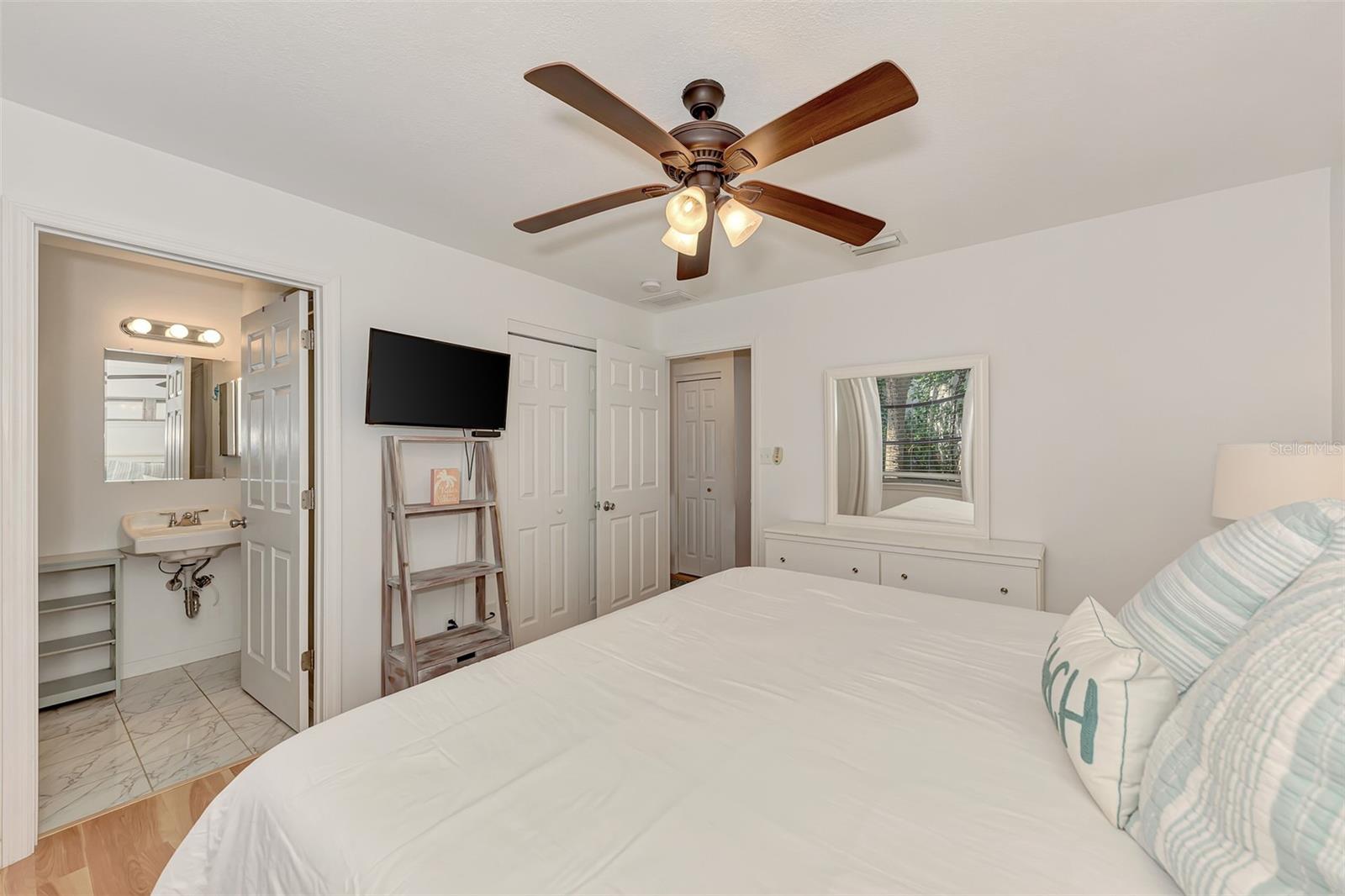 1137 N MOONMIST CT #L-7, SARASOTA, FL, 34242
