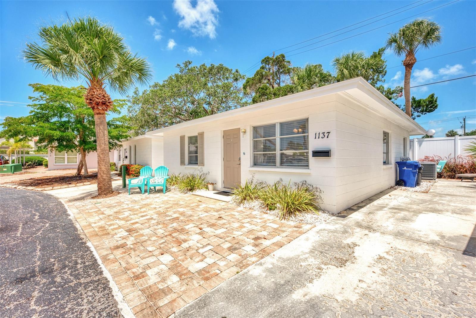 1137 N MOONMIST CT #L-7, SARASOTA, FL, 34242