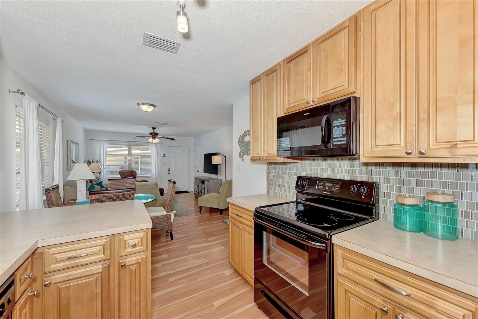 1137 N MOONMIST CT #L-7, SARASOTA, FL, 34242