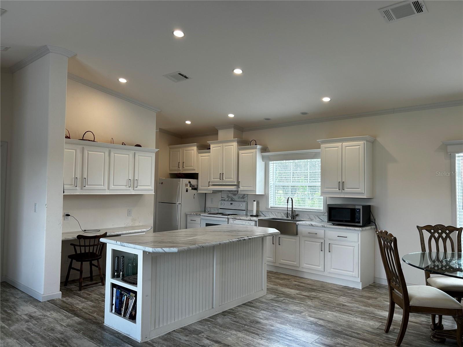 16470 N US HIGHWAY 27, WILLISTON, FL, 32696