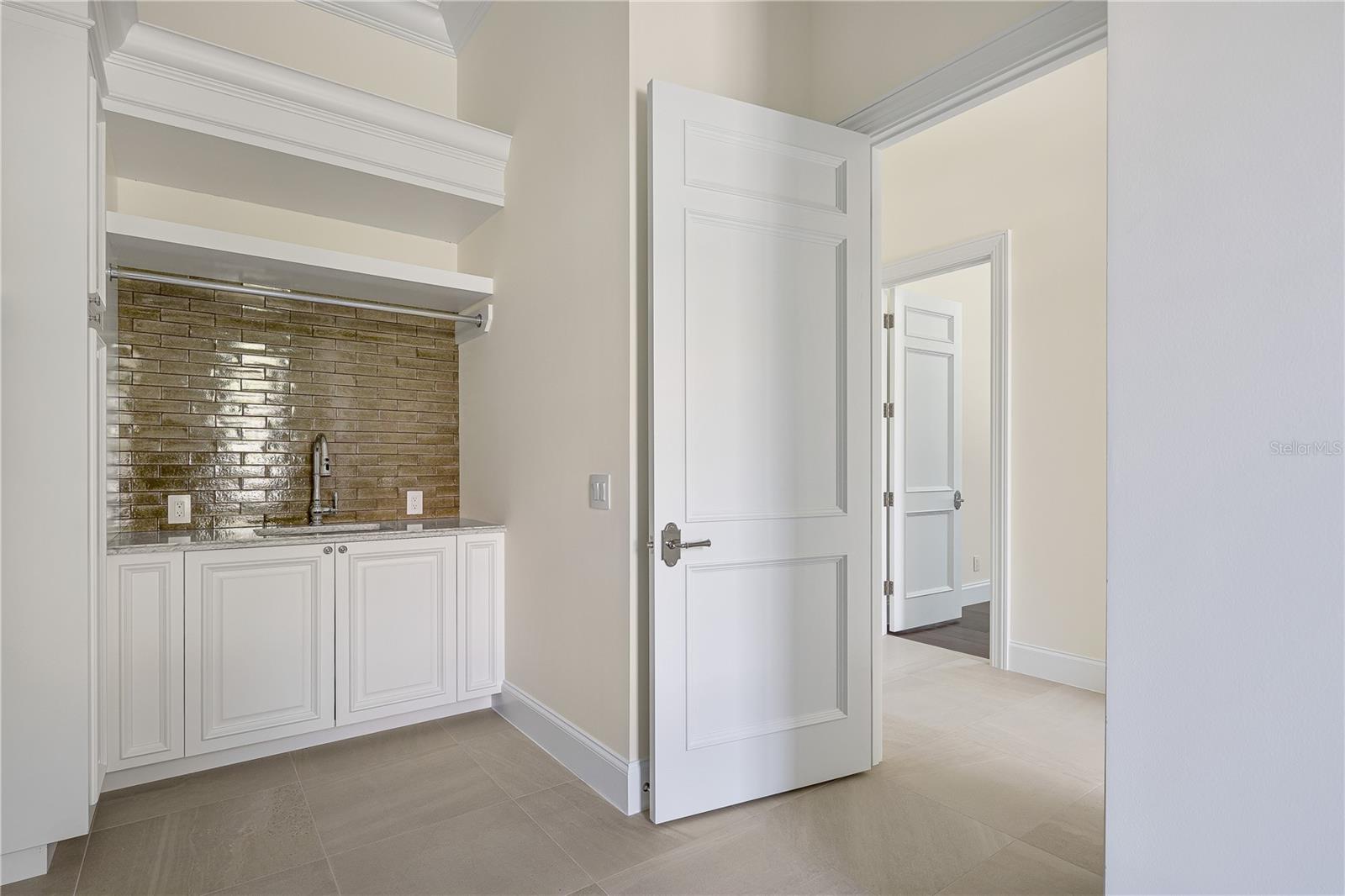 3923 NW 85TH TER, OCALA, FL, 34482