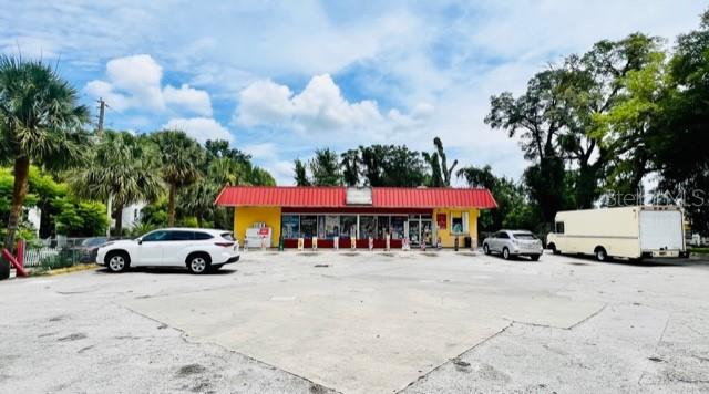 223 E VOORHIS AVE, DELAND, FL, 32724