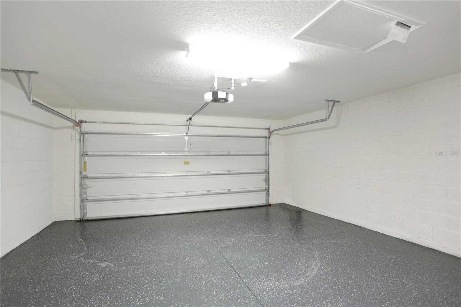 9033 HOOTON WAY, DAVENPORT, FL, 33896