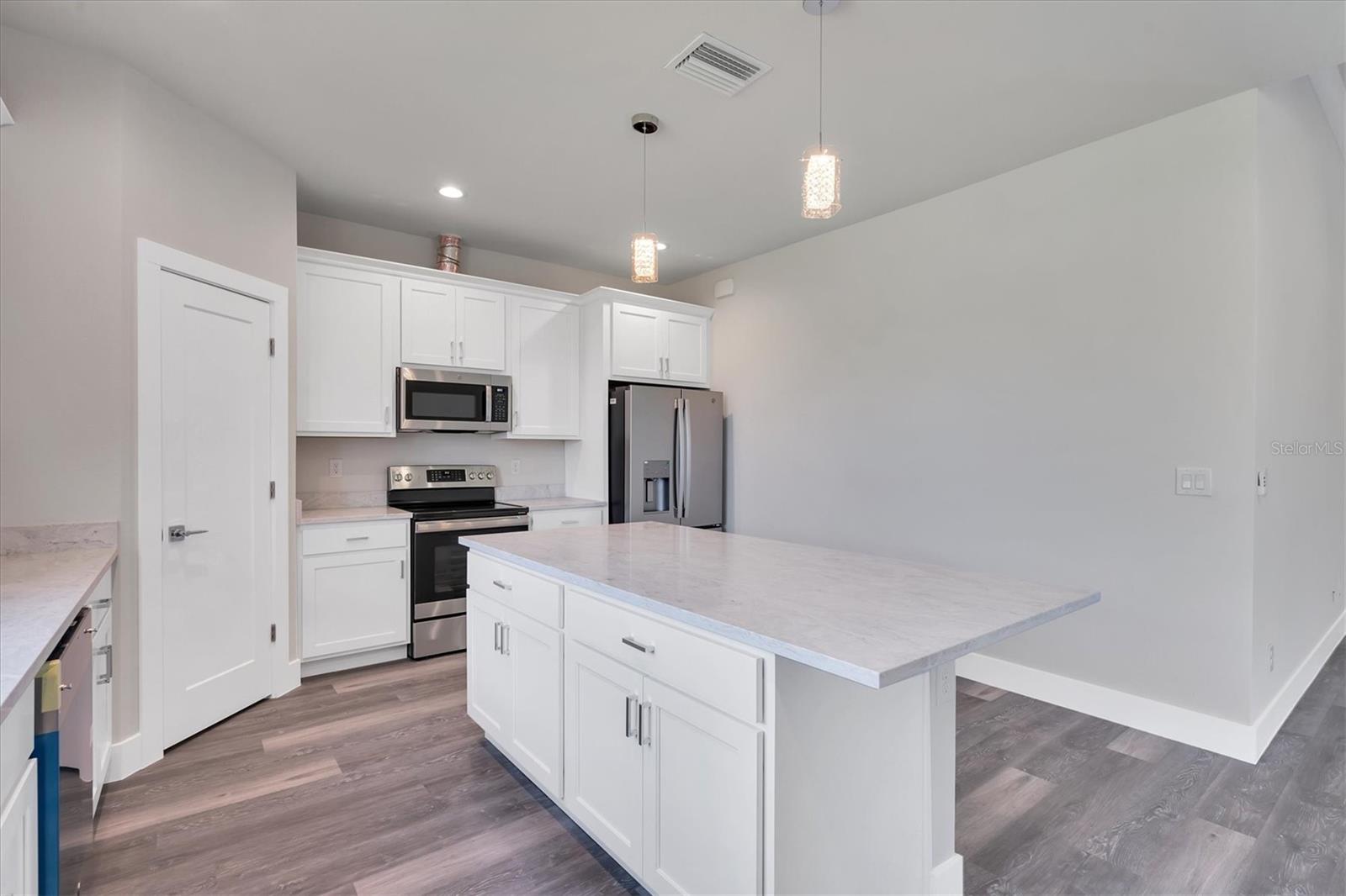 9245 ZORN ST, PORT CHARLOTTE, FL, 33981