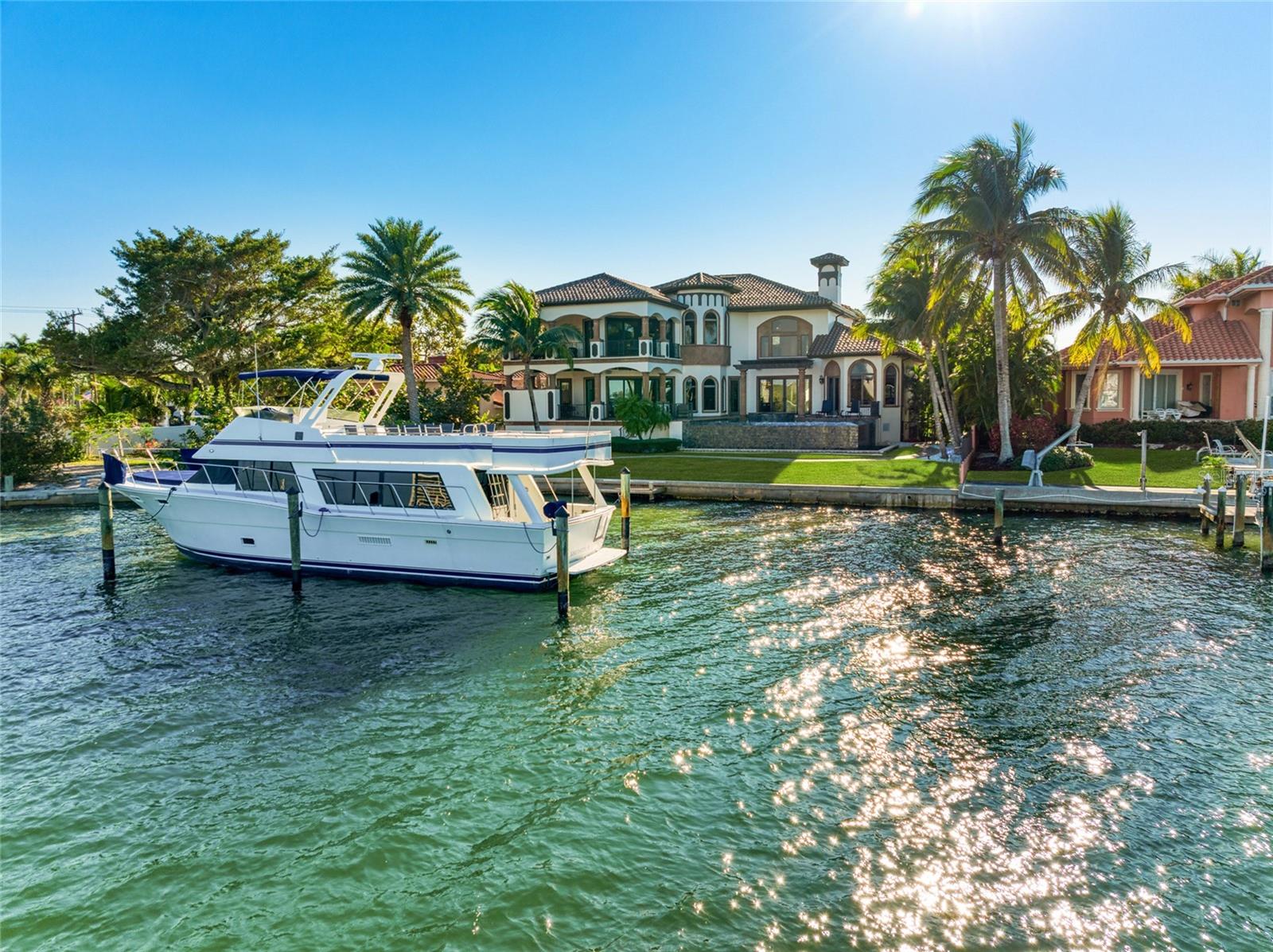 14 N WASHINGTON DR, SARASOTA, FL, 34236