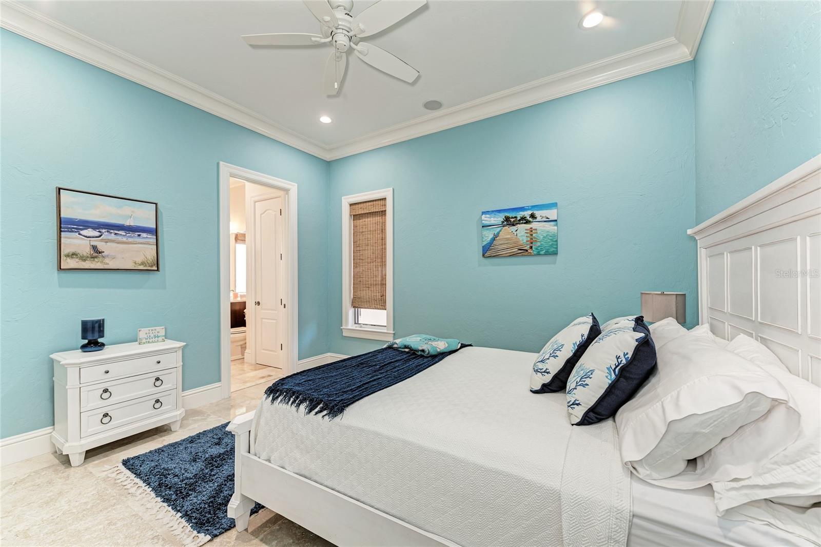 14 N WASHINGTON DR, SARASOTA, FL, 34236