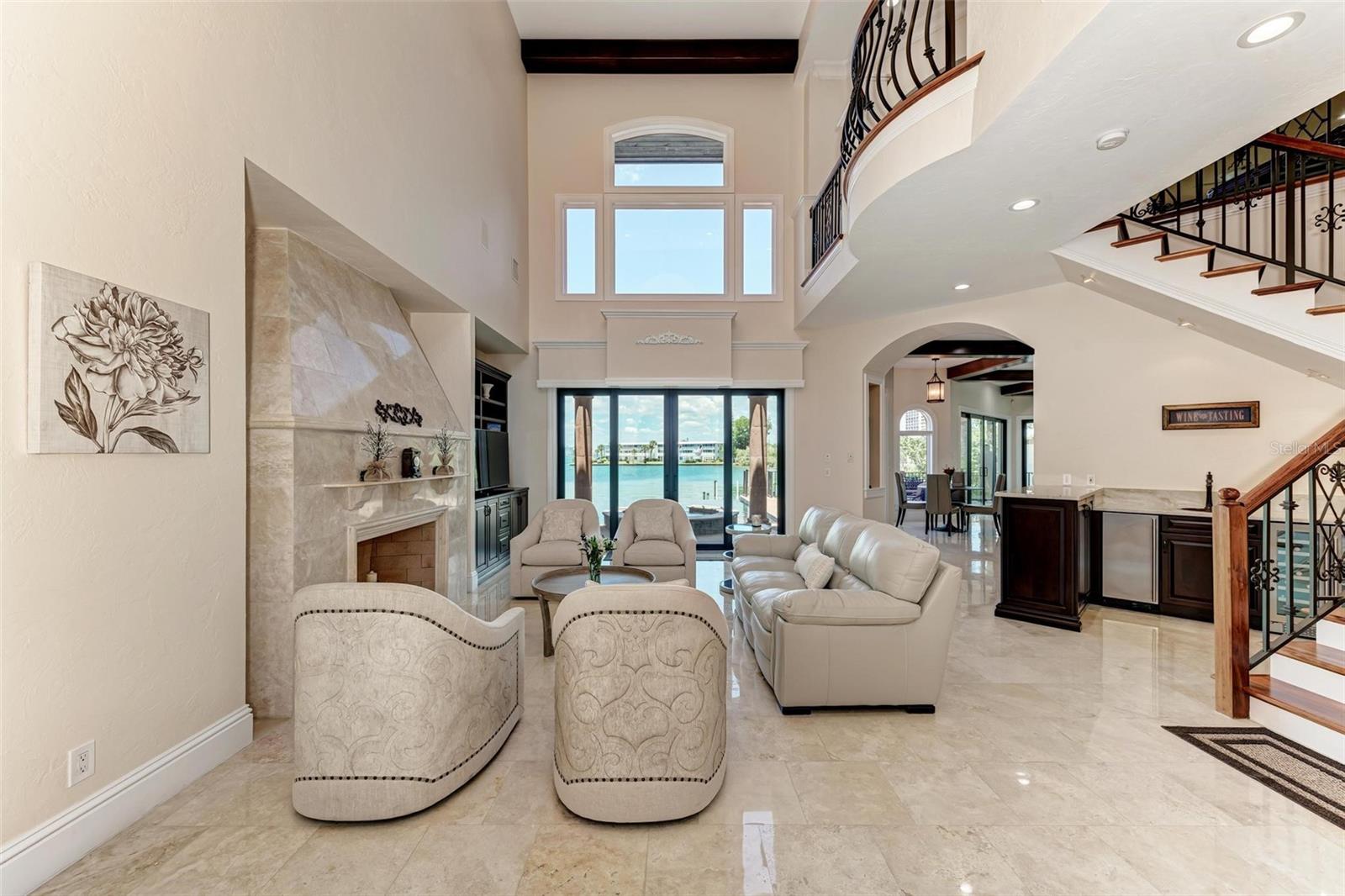 14 N WASHINGTON DR, SARASOTA, FL, 34236