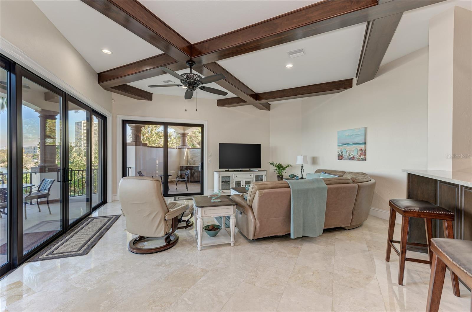 14 N WASHINGTON DR, SARASOTA, FL, 34236