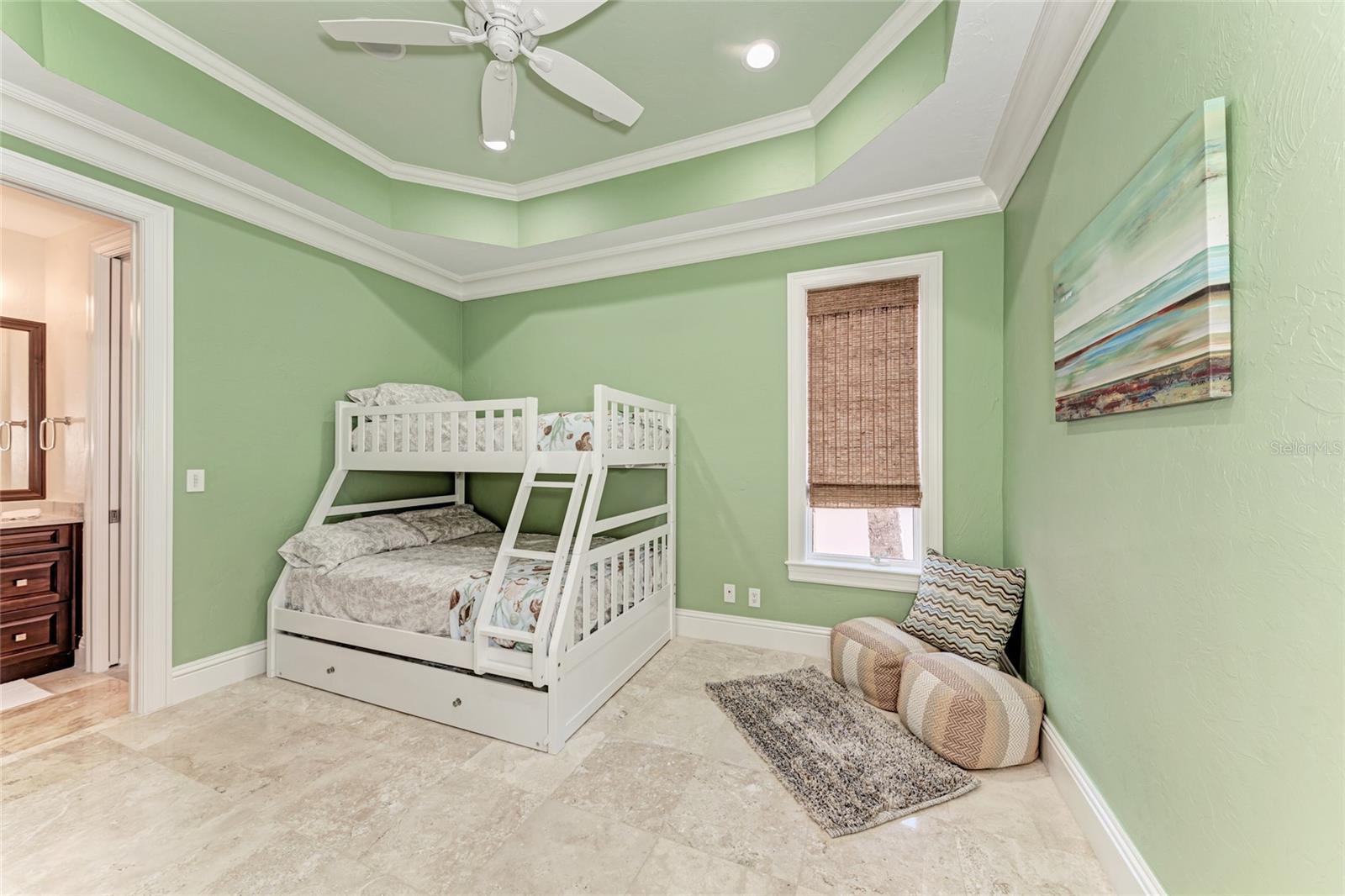 14 N WASHINGTON DR, SARASOTA, FL, 34236