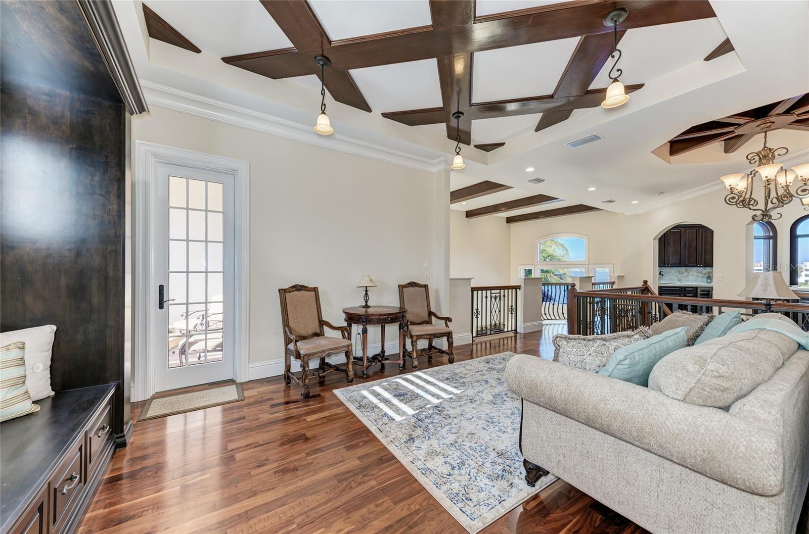 14 N WASHINGTON DR, SARASOTA, FL, 34236