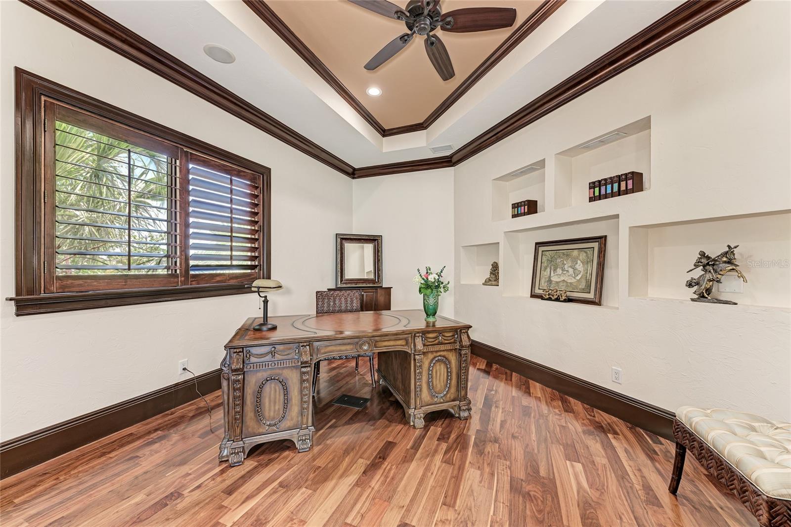 14 N WASHINGTON DR, SARASOTA, FL, 34236