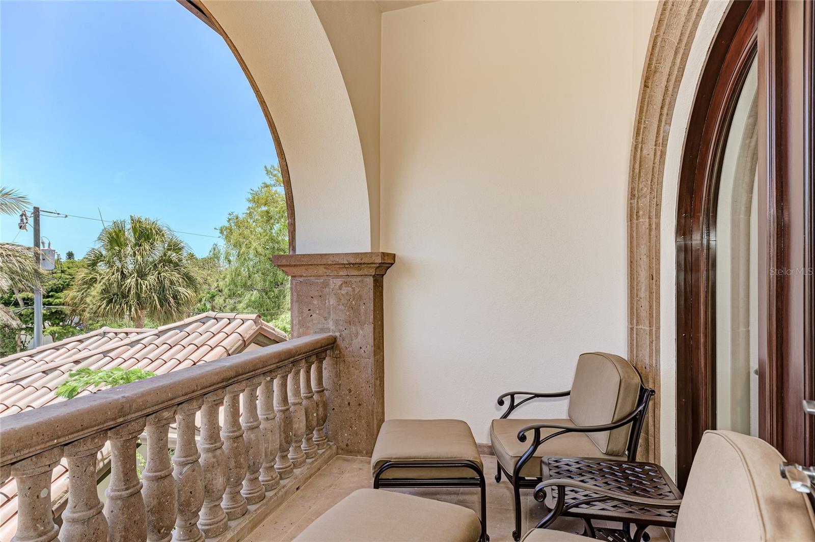 14 N WASHINGTON DR, SARASOTA, FL, 34236