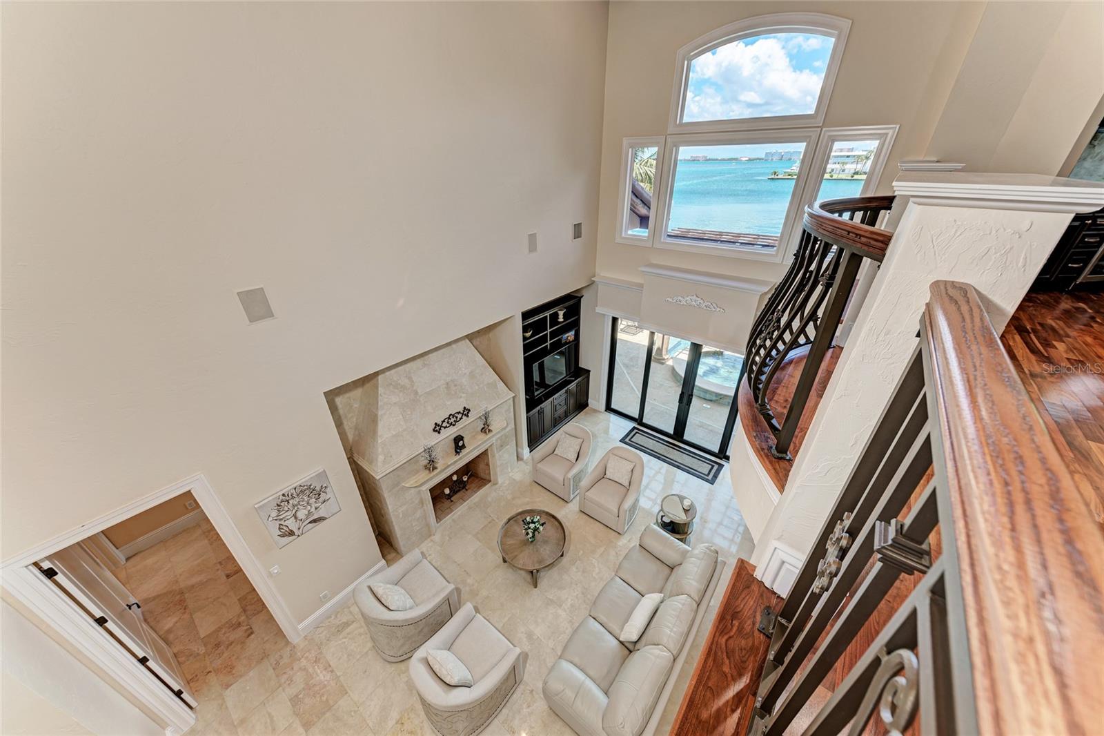 14 N WASHINGTON DR, SARASOTA, FL, 34236