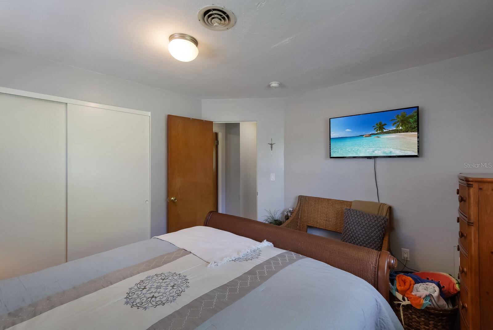 6320 BRENTWOOD AVE, SARASOTA, FL, 34231