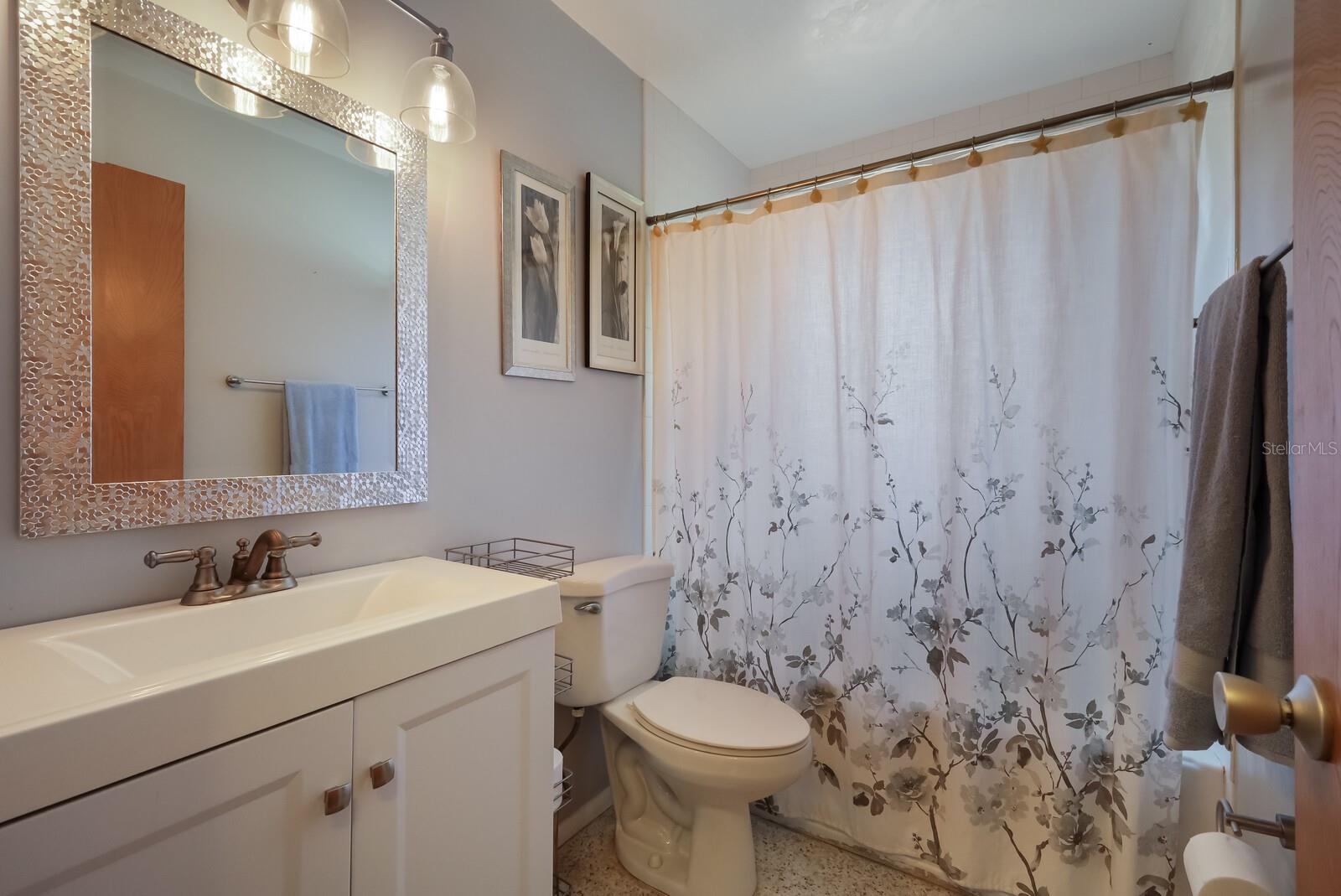6320 BRENTWOOD AVE, SARASOTA, FL, 34231