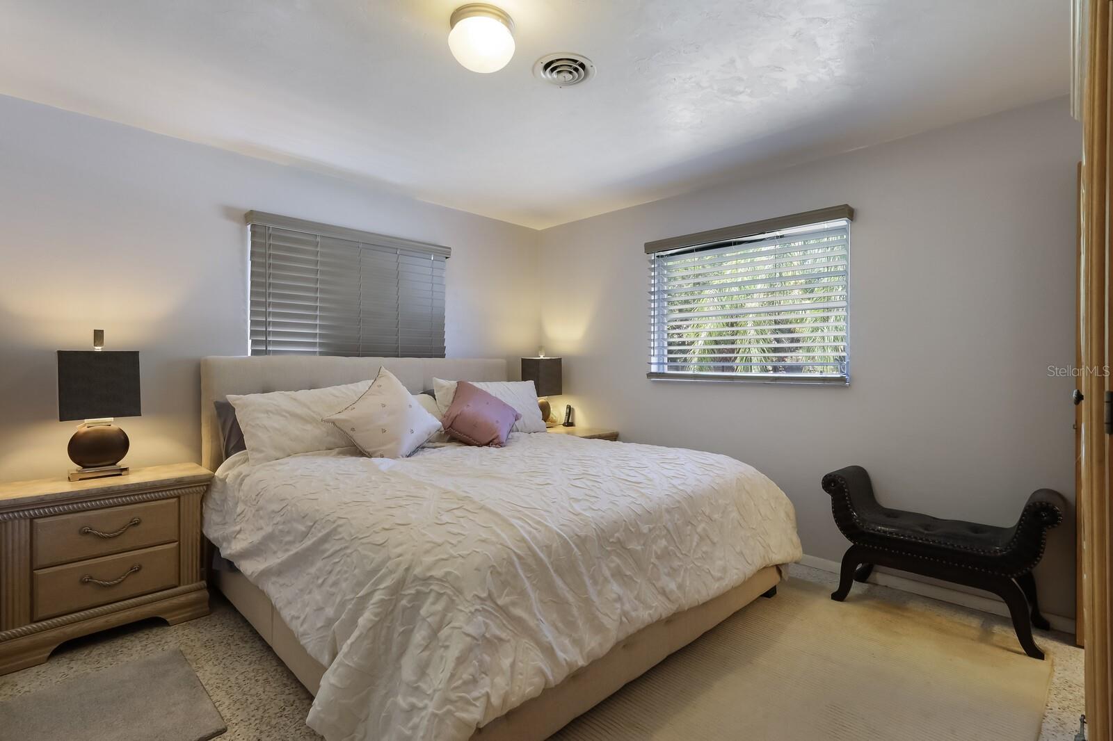6320 BRENTWOOD AVE, SARASOTA, FL, 34231