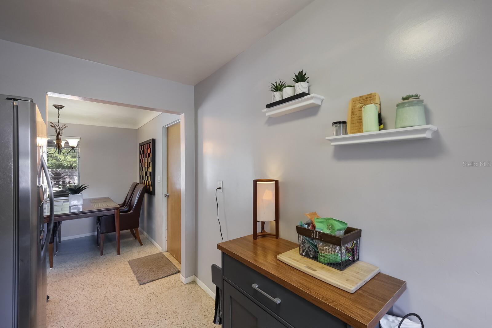 6320 BRENTWOOD AVE, SARASOTA, FL, 34231