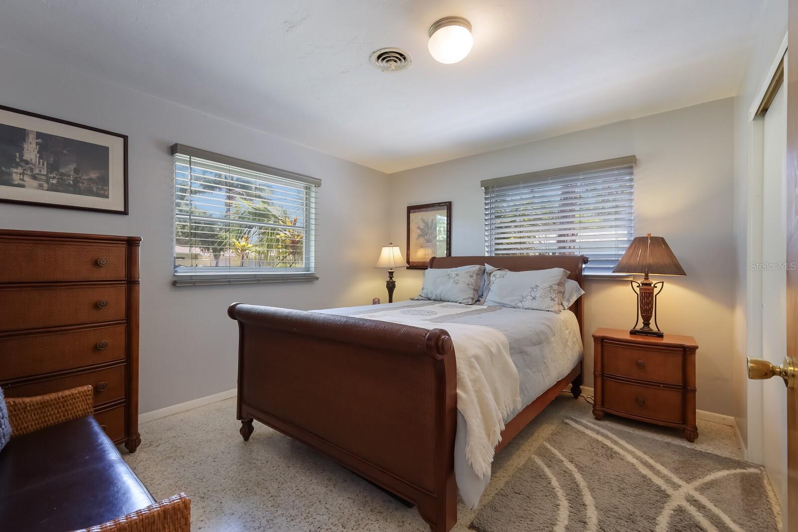6320 BRENTWOOD AVE, SARASOTA, FL, 34231