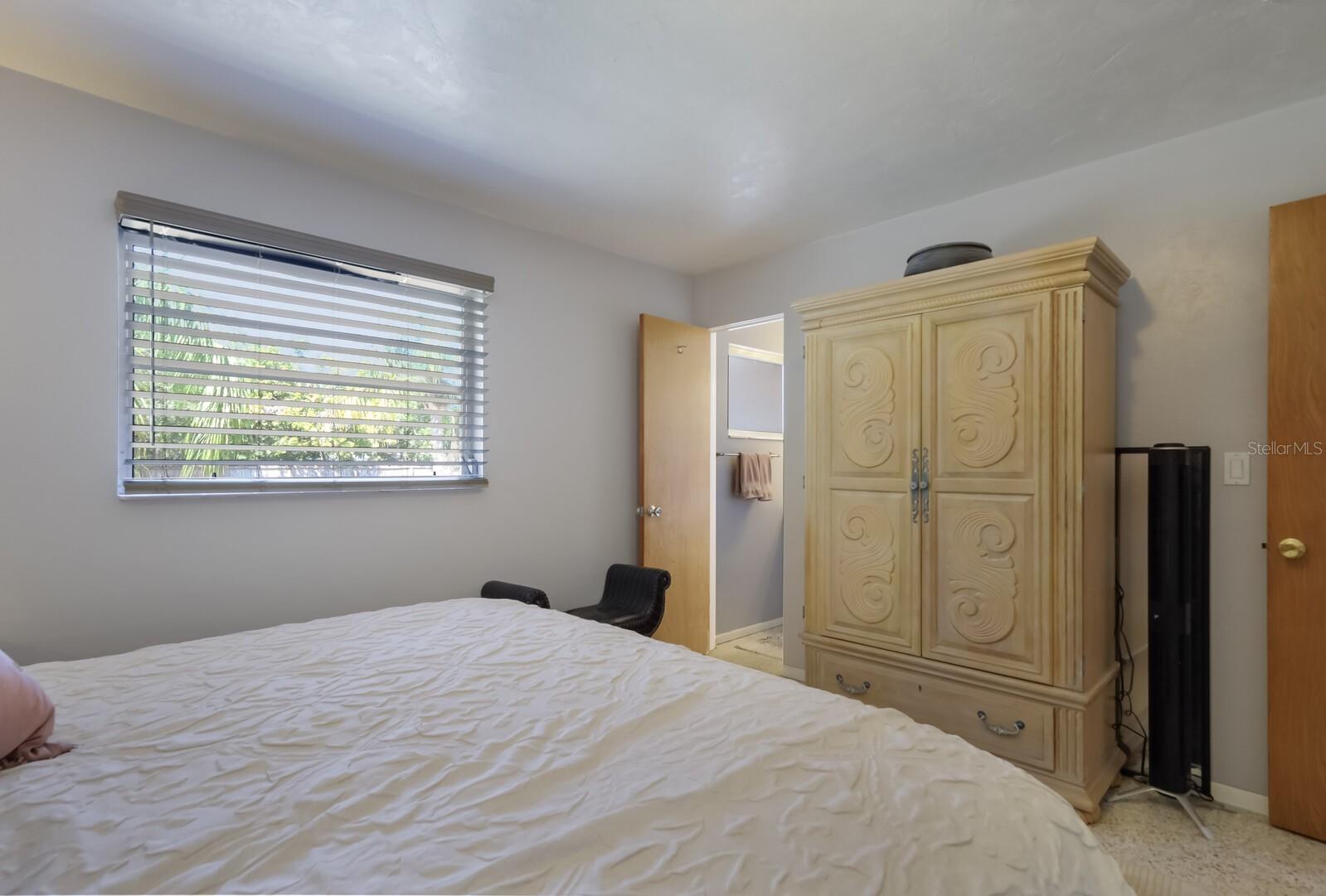 6320 BRENTWOOD AVE, SARASOTA, FL, 34231