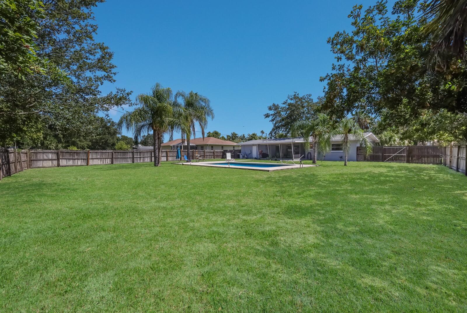 6320 BRENTWOOD AVE, SARASOTA, FL, 34231
